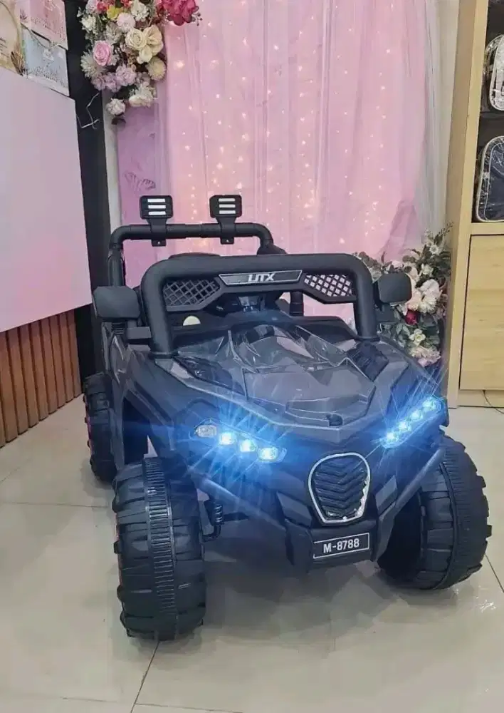 Mobil Aki Remote Anak Jeep Utx