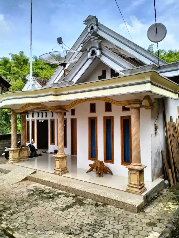 Di Jual Rumah Minimalis Kayu Jati