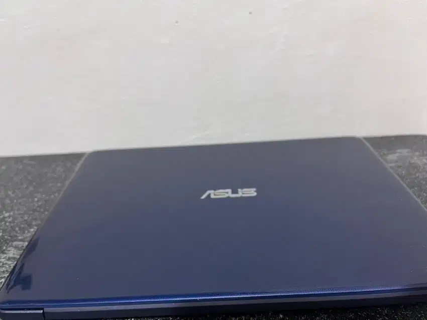 NOTEBOOK ASUS Model E203M