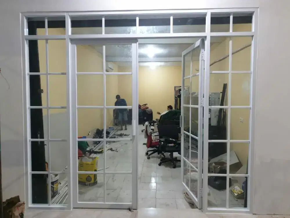 Tukang kaca ,alumunium