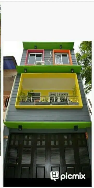 Dijual Rumah Tinggal 3 Lantai