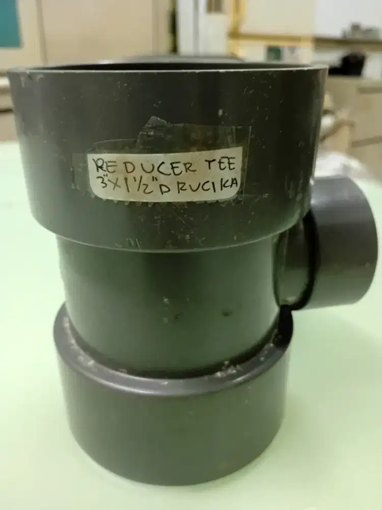 Reducer Tee 3x1.5 D Rucika