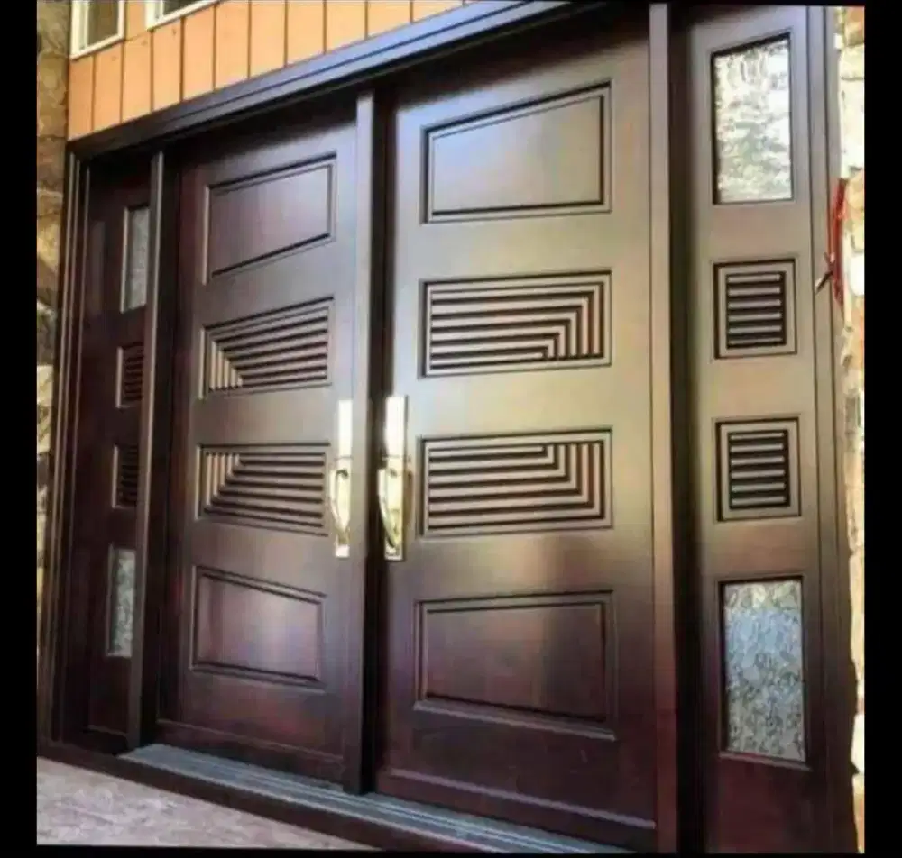 Pintu utama kuputrung