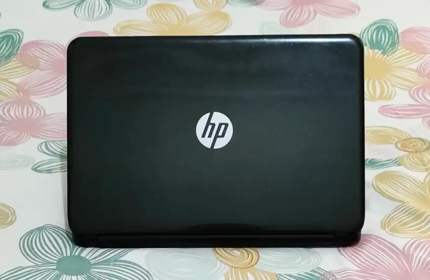 Hp 14 slim Dualvga core i3gen4 ram8 ssd128 siap game design coding