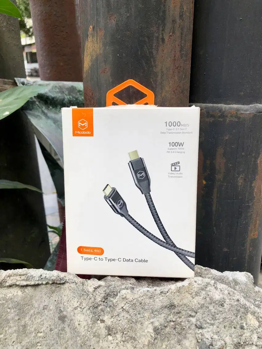 MCDODO Data Cable Type-C to Type-C 100W PD 3.0 Charging 1.5M CA-7130