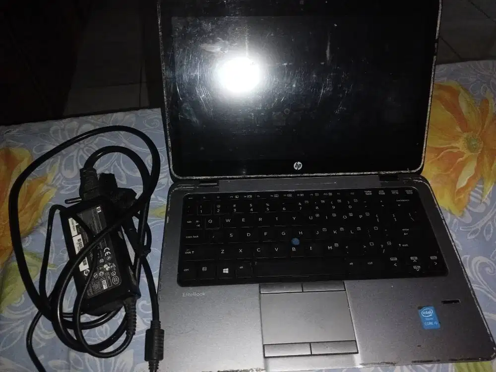 Laptop HP Elitebook 820 G1