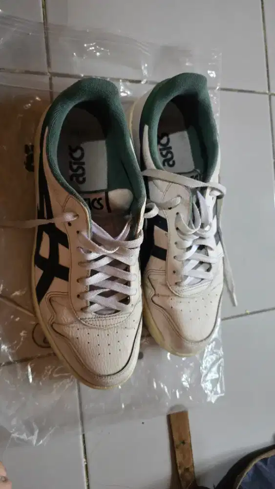 Sepatu Sneaker merk Asics Japan S uk 44,5
