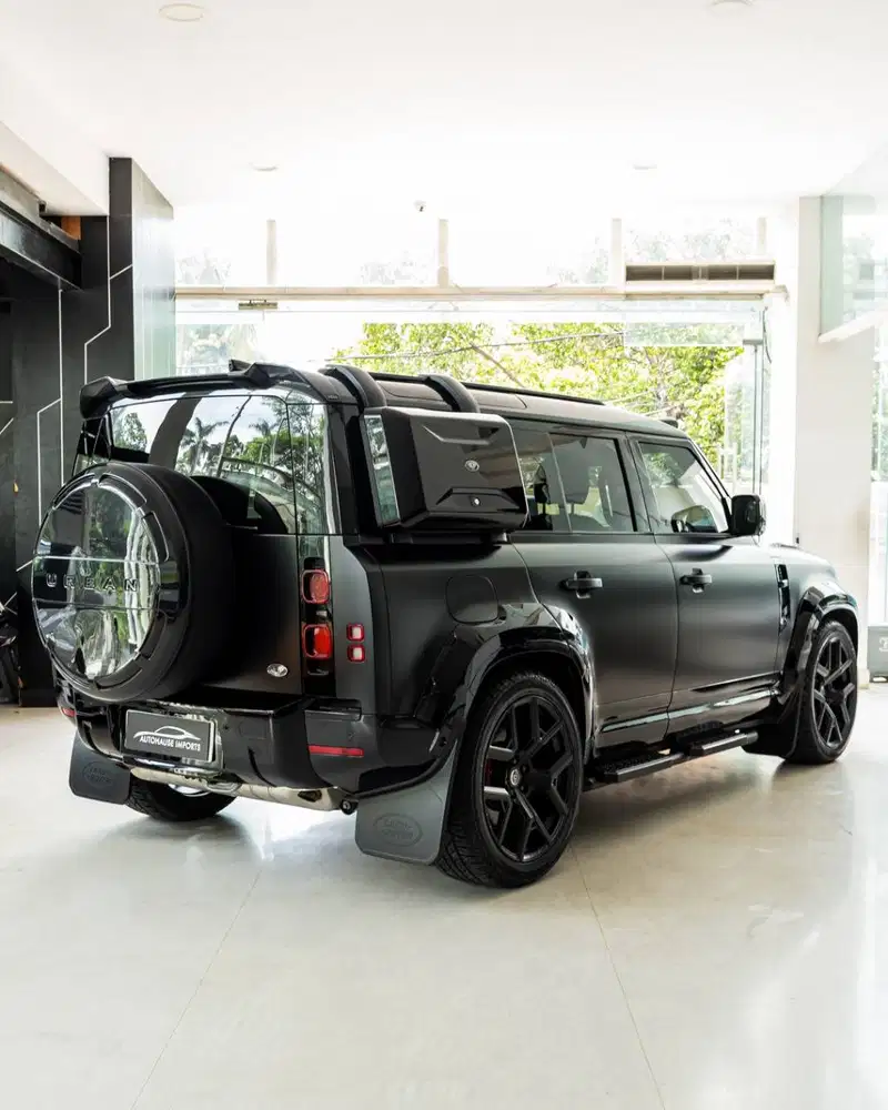 DEFENDER 110 SW URBAN NIK 2025