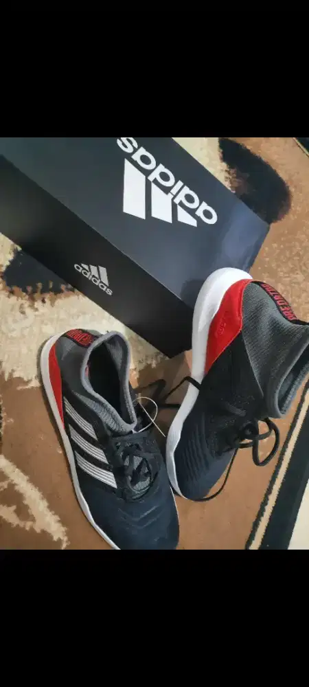 Sepatu futsal Adidas predator original