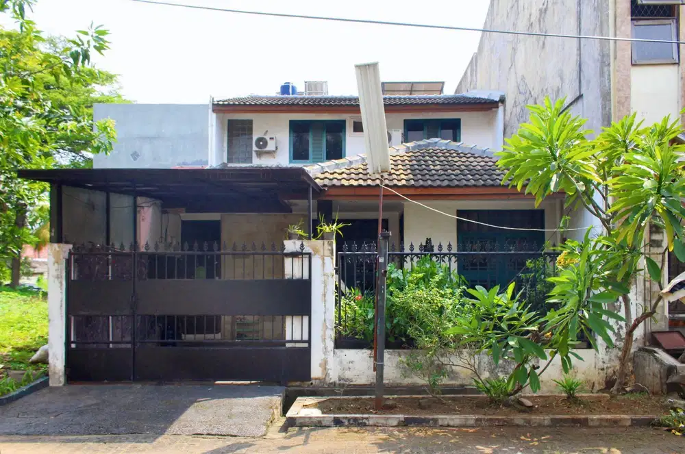 Rumah Luas Idaman 10 Mnt ke Transpark Mall Bintaro Siap KPR J-14205