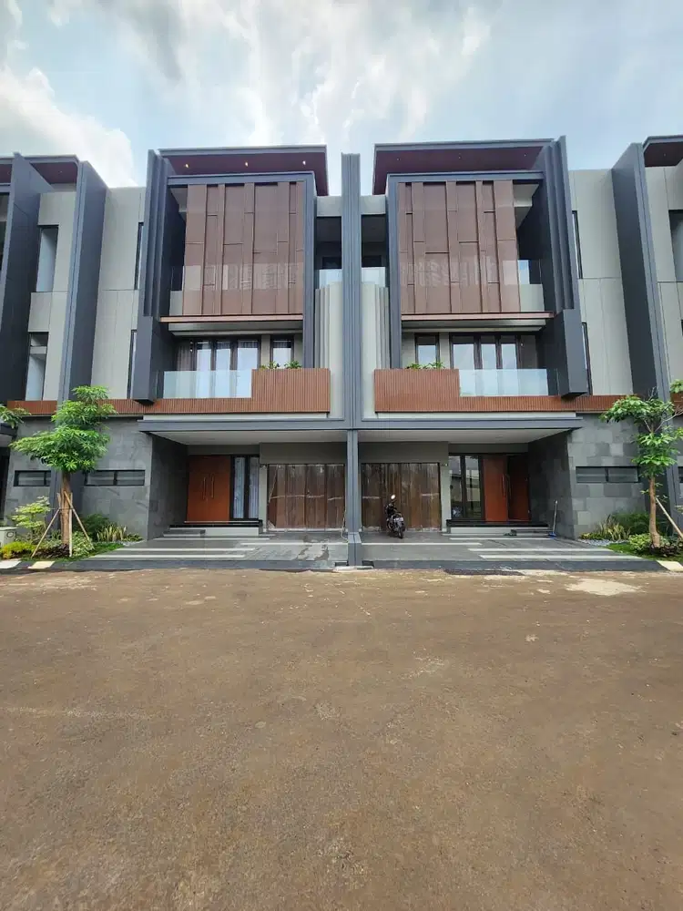 Town House Mewah Modern Siap Huni Di Area Pancoran Jakarta Selatan