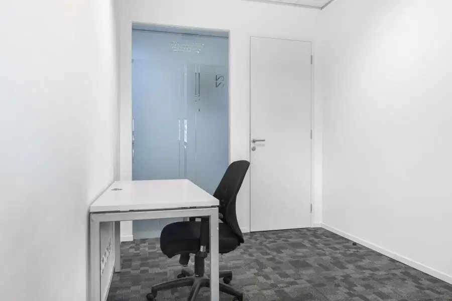 Ruang kantor pribadi berlayanan lengkap untuk Anda dan tim di Regus Scientia Business Park