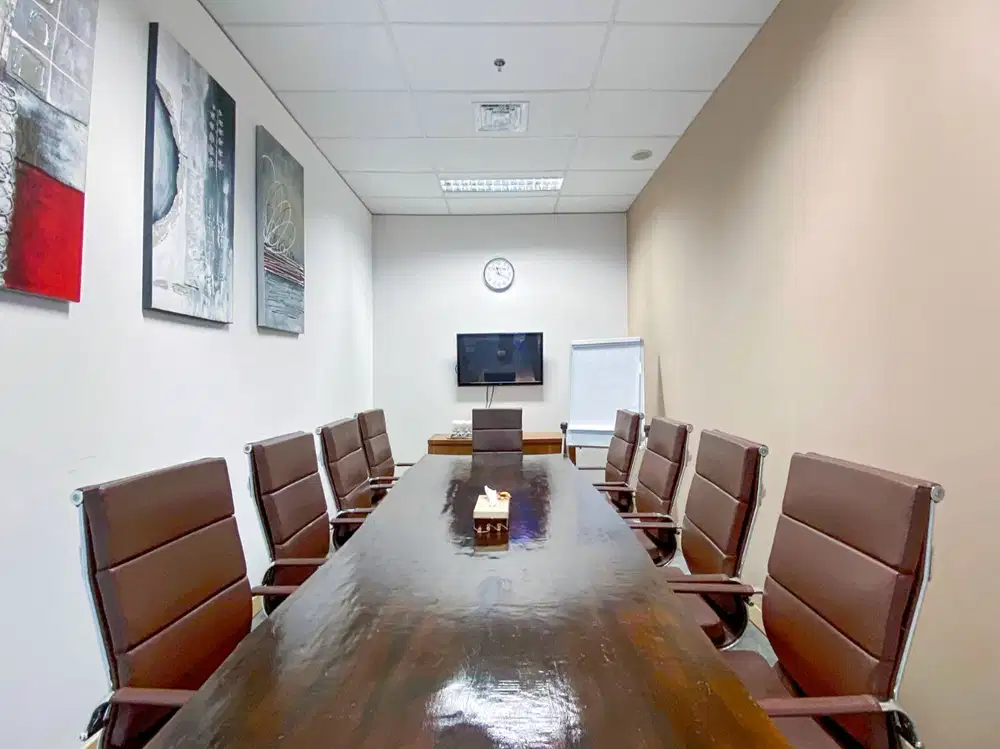 Ruang kantor pribadi sesuai kebutuhan unik bisnis Anda di HQ Plaza Oleos