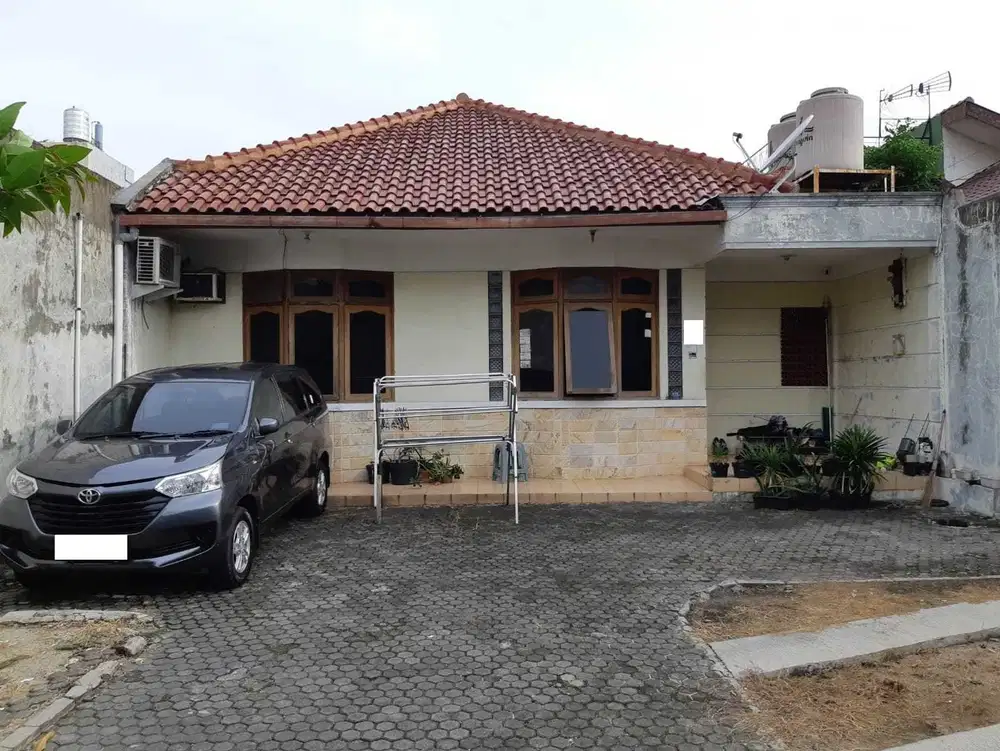 Rumah Strategis dekat Cityplaza Jatinegara Siap KPR Harga Nego J-20325