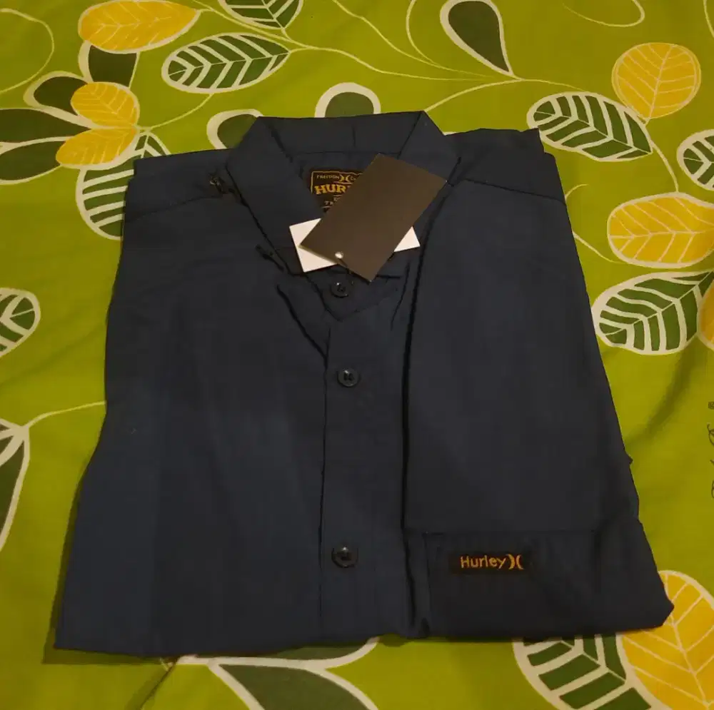 Kemeja Biru Navy Lengan Pendek