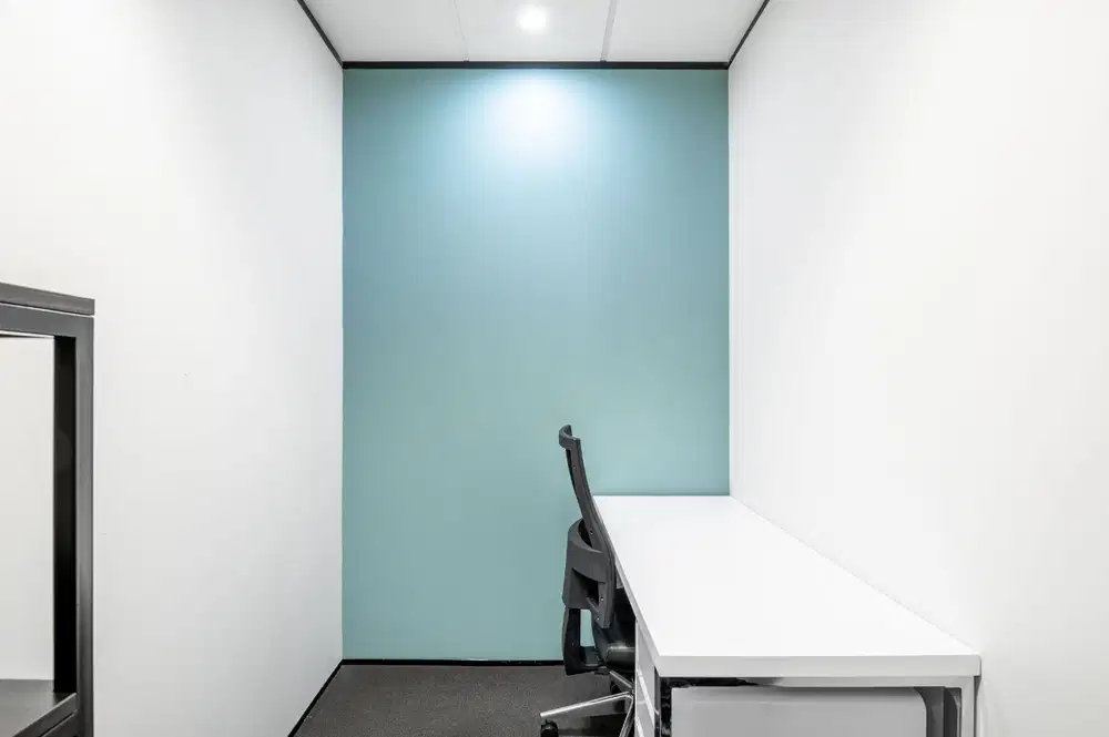 Ruang kantor pribadi untuk 1 orang di HQ HQuarters