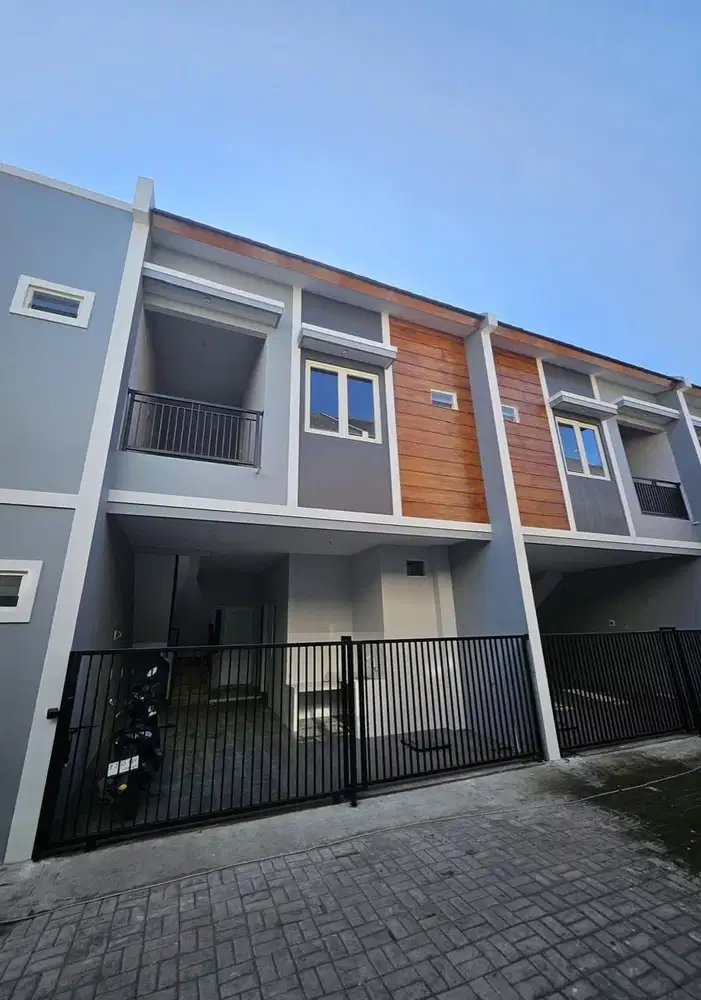 Dijual Rumah Minimalis 2 Lantai Siap Huni Kutisari Surabaya Selatan