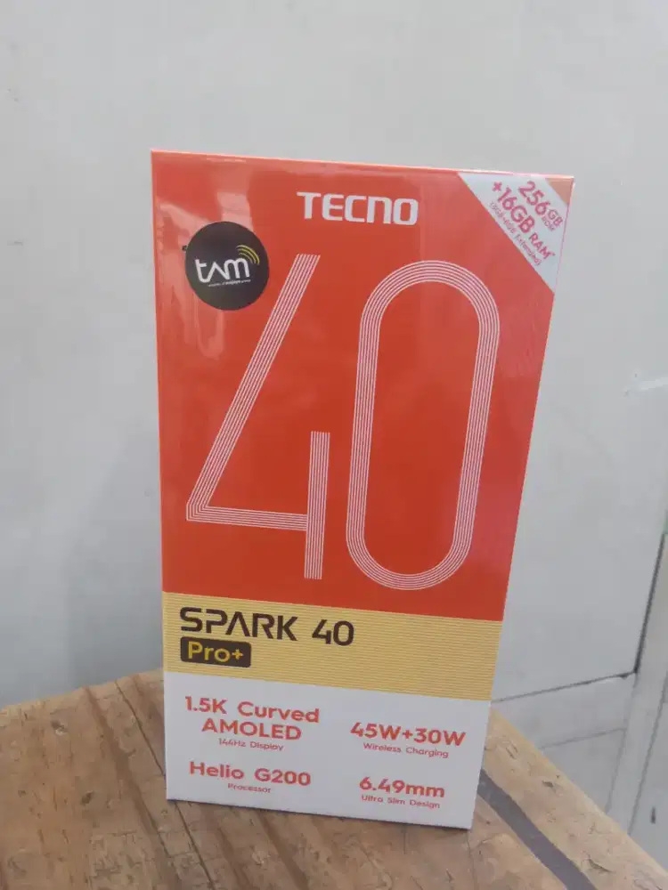 Tecno spark 40 pro+ 8/256