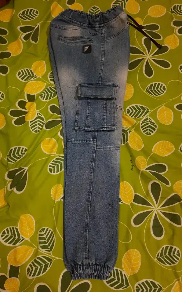 Celana Jogger Jeans Kargo