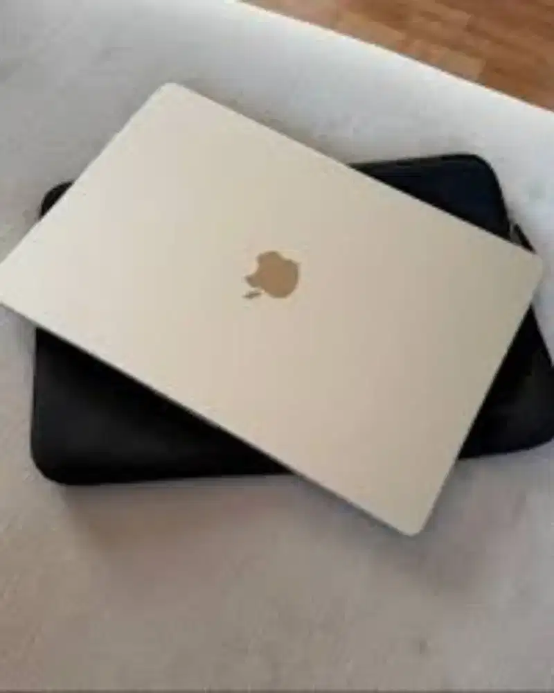MACBOOK AIR M2 8/256GB