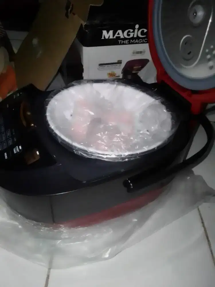 YONG MA DIGITAL RICE COOKER