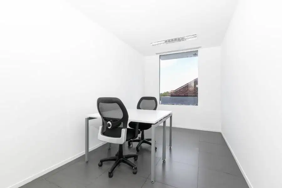 Temukan ruang kantor di Regus Benoa Square untuk 4 orang dengan layanan siap pakai