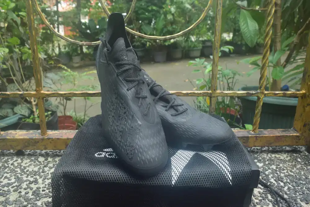 Adidas X18.1 Shadow Pack