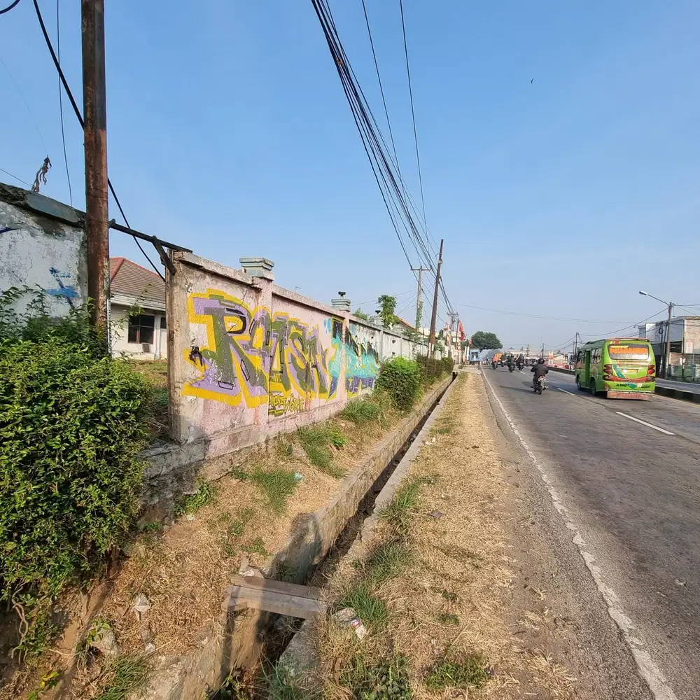 Tanah Komersil Bagus Strategis Pinggir Jalan Raya Cikampek Kota Karawang