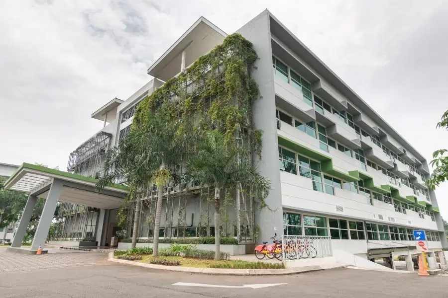 Temukan berbagai cara kerja Anda di Regus Scientia Business Park