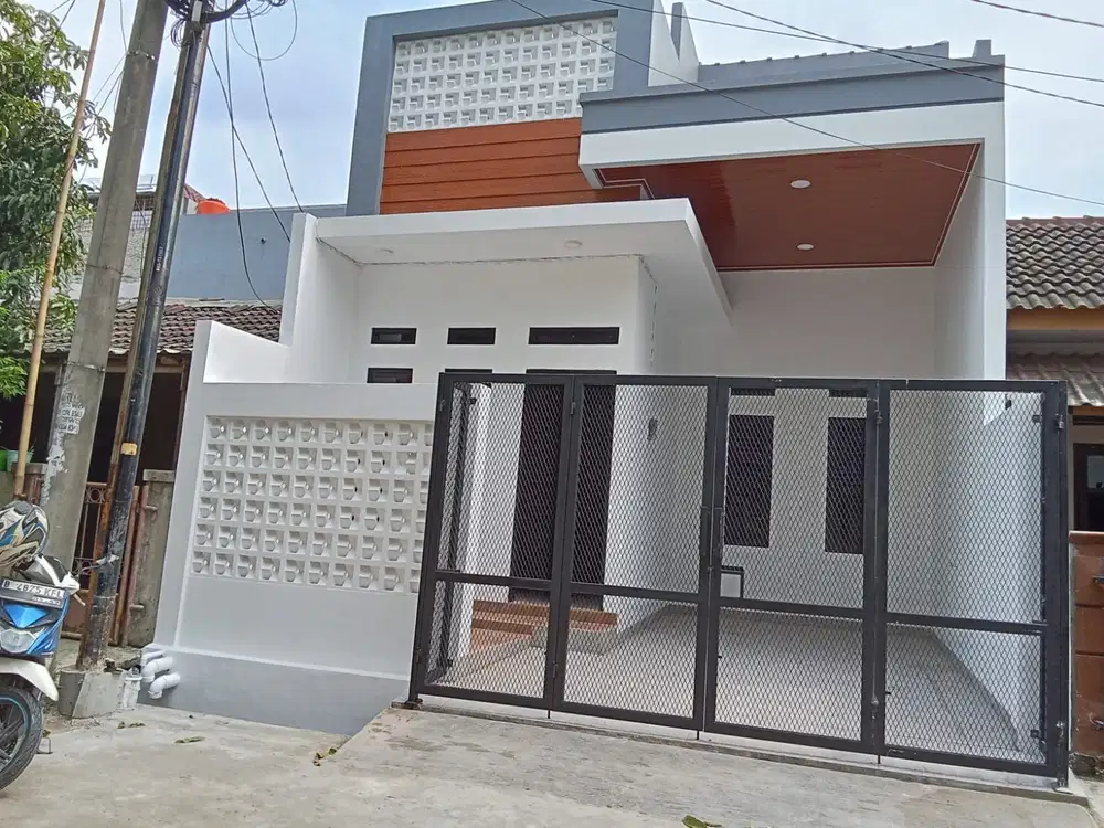 Rumah 1 Lt Terawat 15 Menit ke Stasiun Bekasi SHM Bebas Banjir J-33030