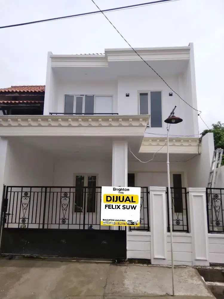 Jual Rumah 2 lt   Rungkut Menanggal Selatan