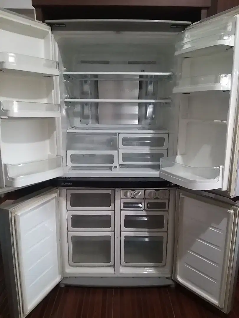 Kulkas SHARP 2 PINTU