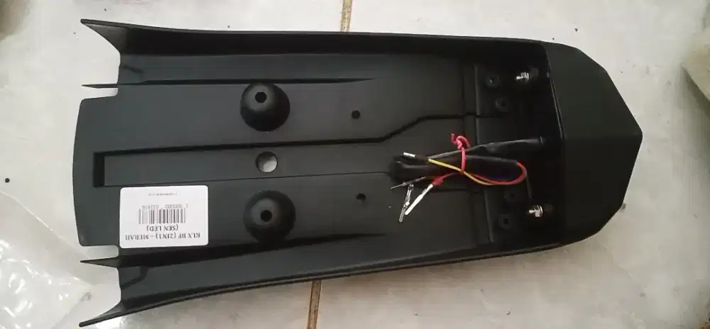 Di jual stoplamp klx BF merah SEN LED