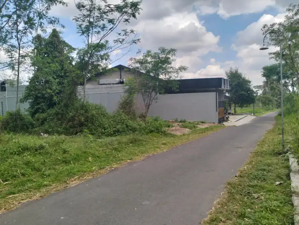 Disewakan tanah jl Kaliurang km 12 kebarat di mrisen Sardonoharjo