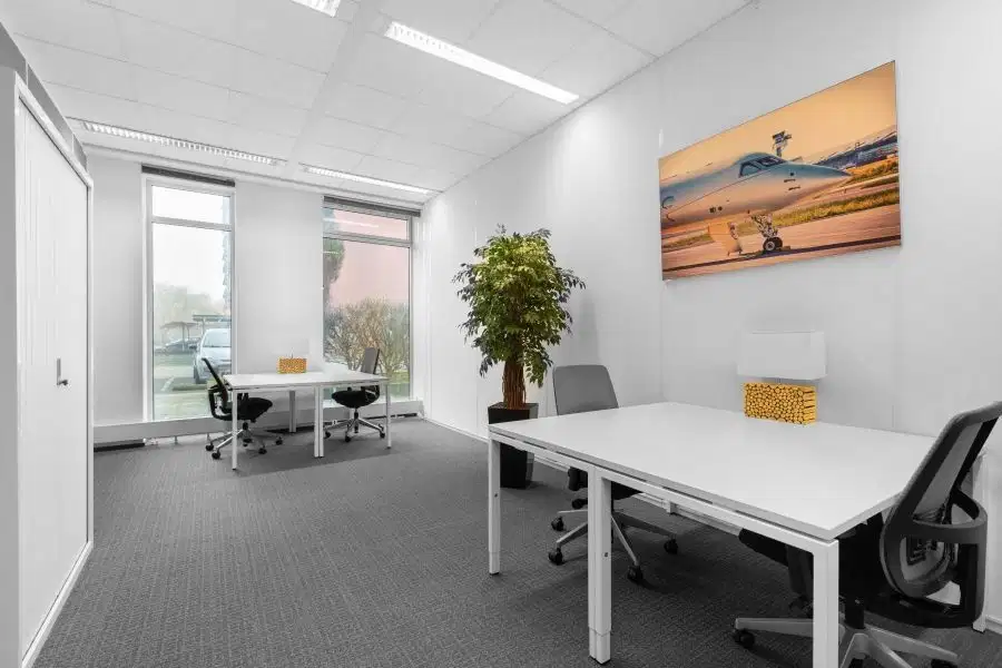 Ruang kantor pribadi sesuai kebutuhan unik bisnis Anda di Regus Equity Tower