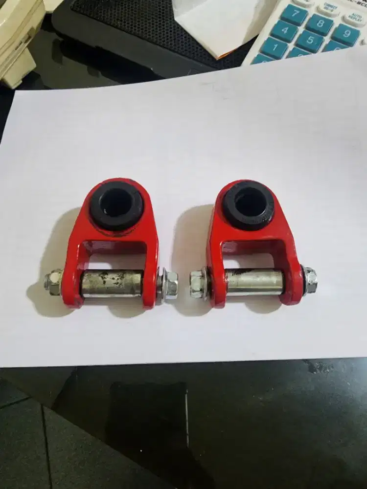 Extensio shock belakang pajero