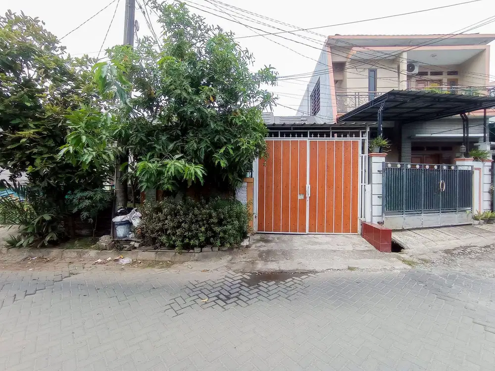 Rumah SHM Strategis 10 Mnt ke CitiPlaza Kutabumi Siap KPR J-25611