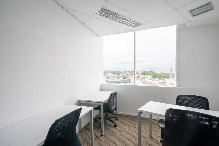 Ruang kantor pribadi berlayanan lengkap untuk Anda dan tim di Regus Panin Tower