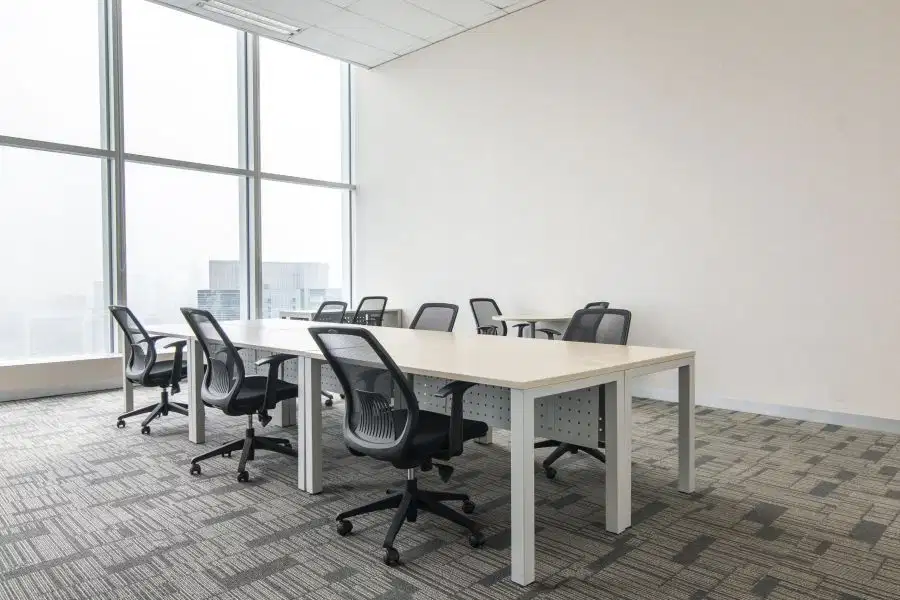 Dapatkan meja khusus di Regus Equity Tower