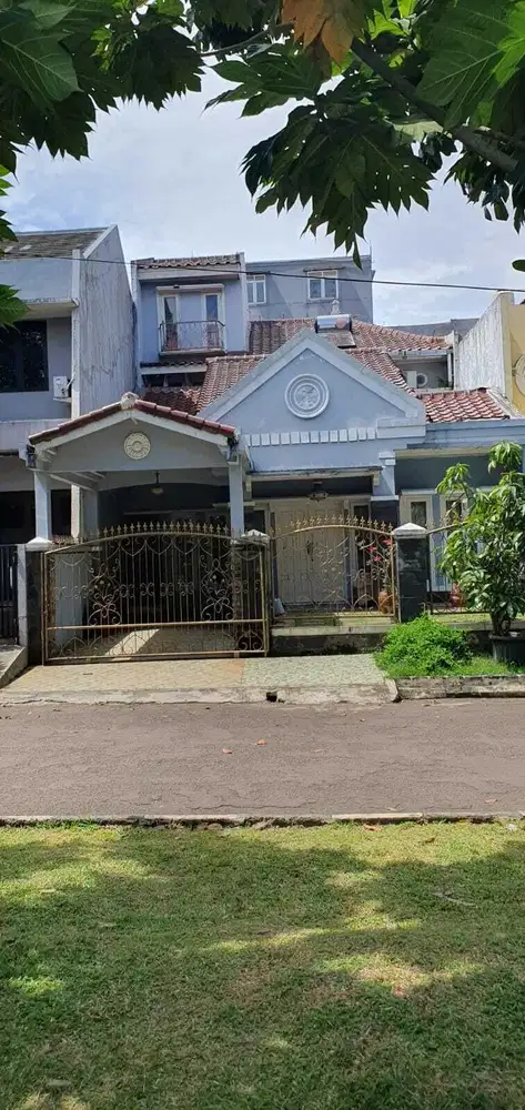 DI JUAL RUMAH CANTIK DI NUSALOKA BSD