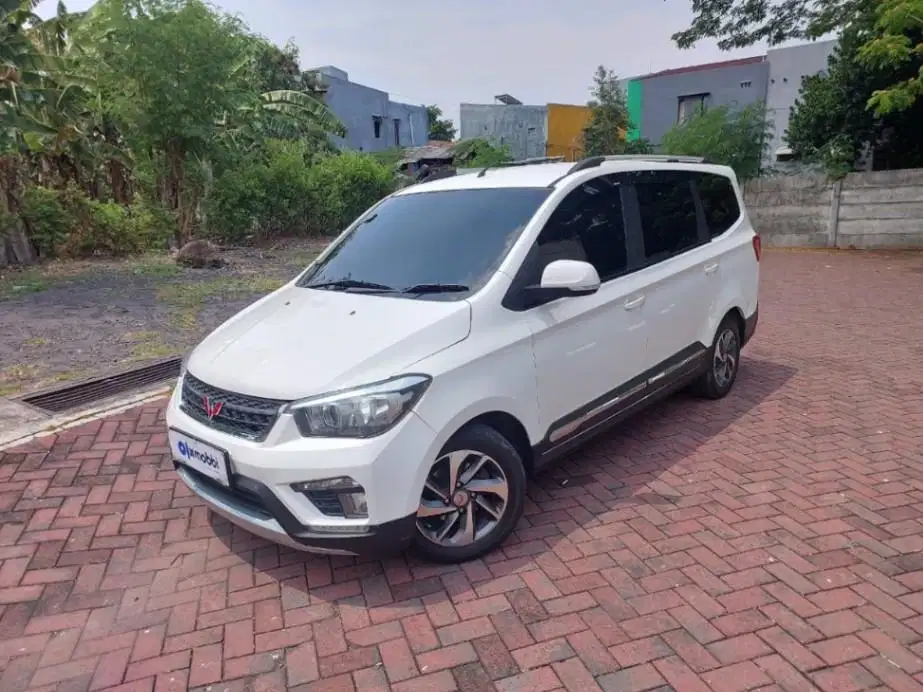 DP MURAH Wuling Confero S 1.5 C Bensin-MT-2019 PUTIH JG