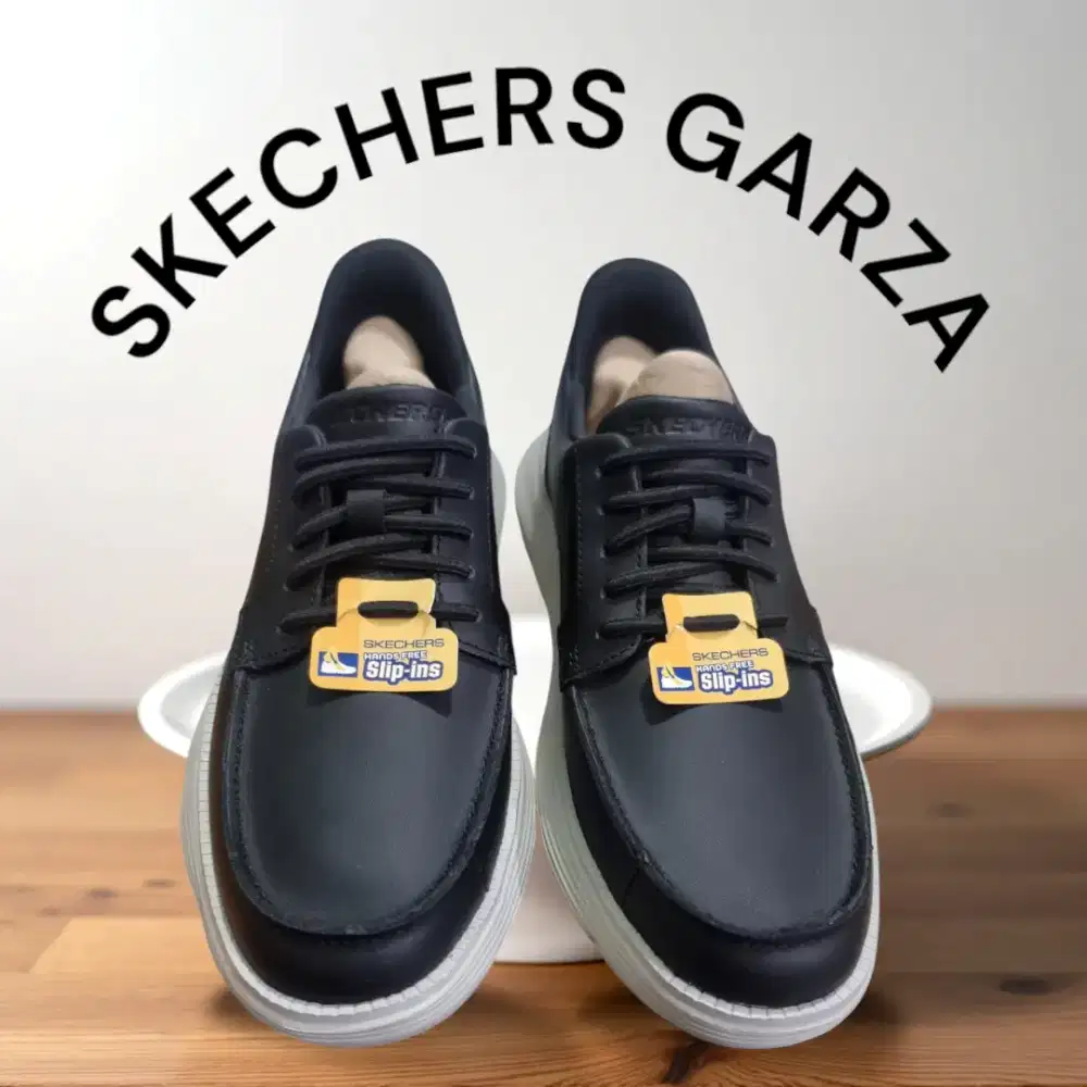 Skechers Garza ukuran 42 | Hitam