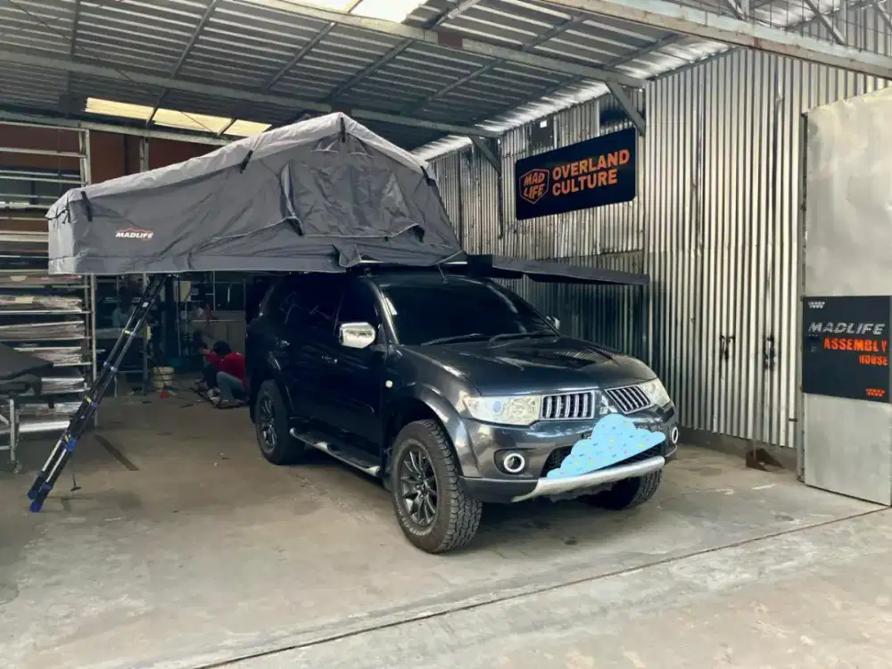 4P madlife roof top tent