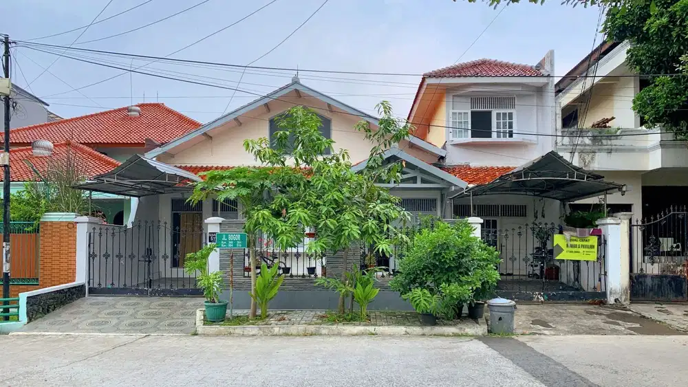 Jual Rumah 2 Lantai Siap Huni di Komplek Mega Cinere Strategis J-21548