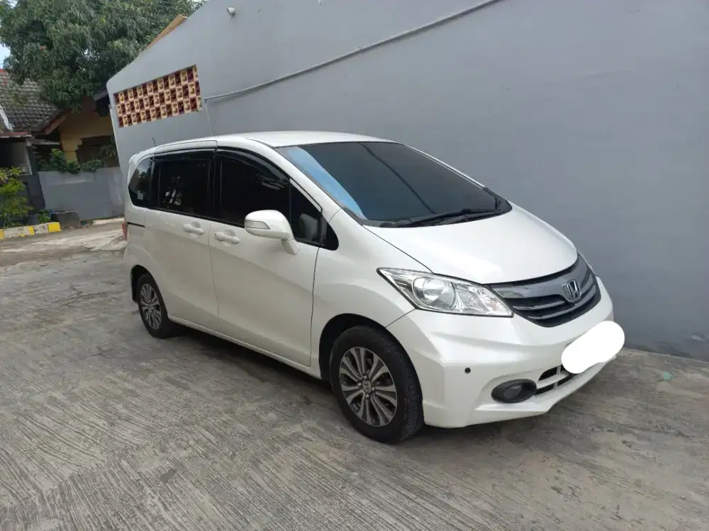 Honda Freed 2012 Bensin