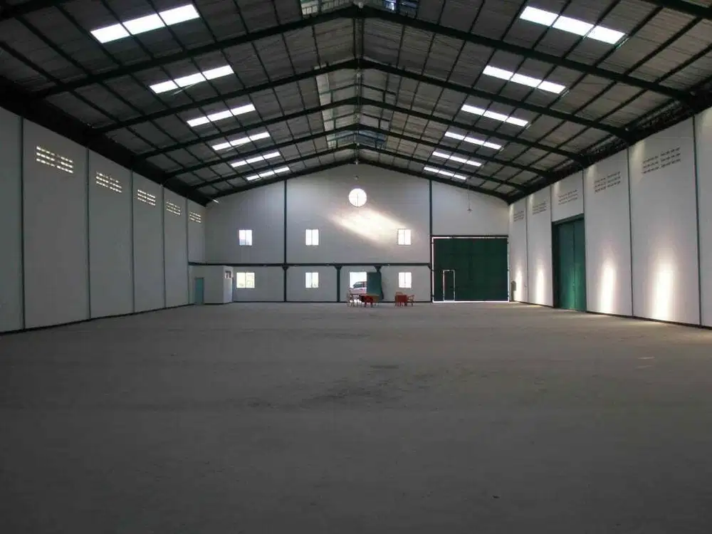 Gudang Siap Pakai Di Peternakan Kapuk