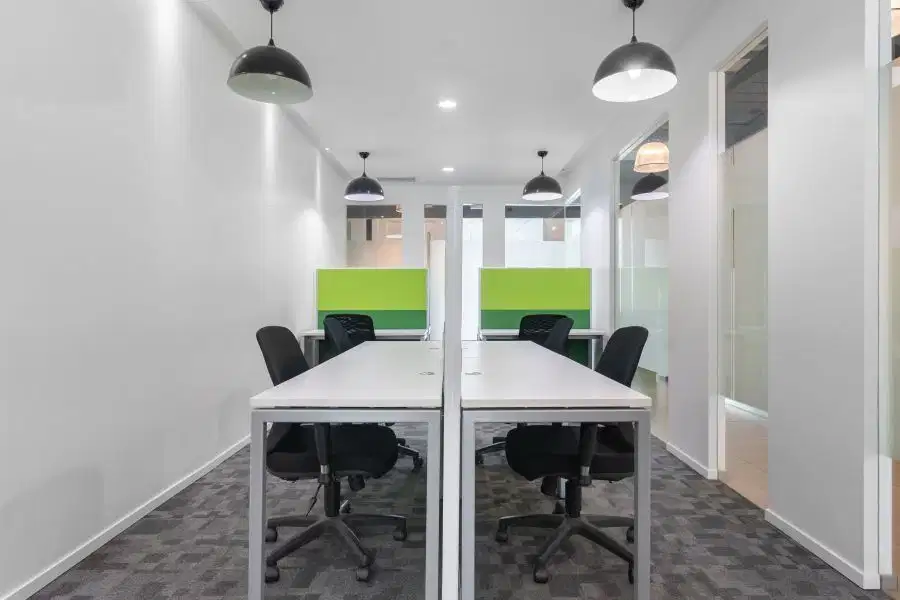 Bergabunglah dengan lingkungan coworking kolaboratif di Regus The Vida