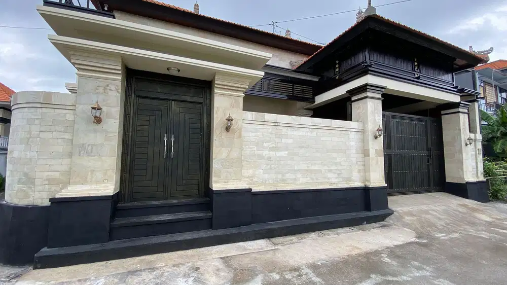 Dijual Rumah 2 Lantai Siap Huni Baru Dekat Pantai Singaraja