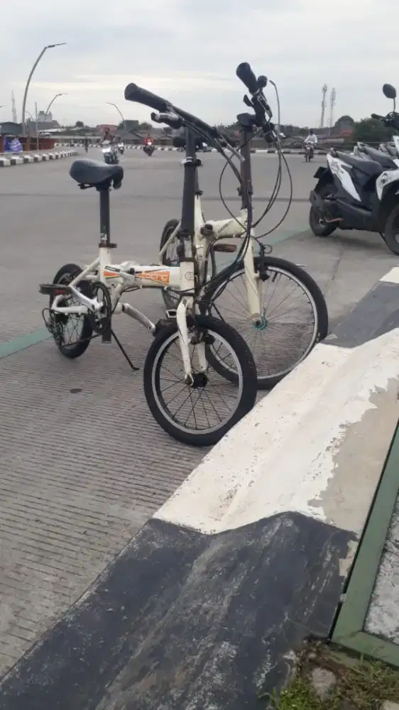 Sepeda lipat ukuran 20 dan 16
