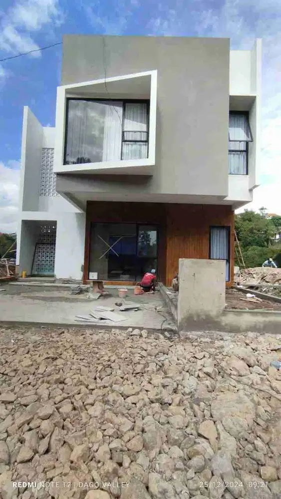 Rumah baru dekat stasiun Bandung, cuma 15 menit ke stasiun Bandung